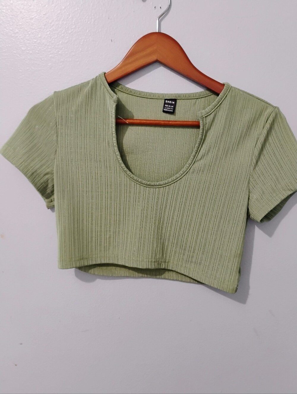 SHEIN Ribbed Scoop Neck Crop Top - Light Olive